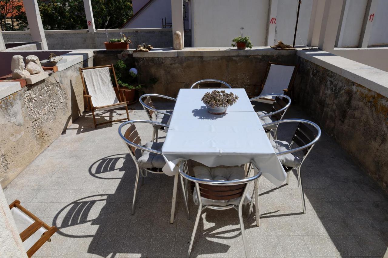 Apartman DAJANA Supetar Bagian luar foto