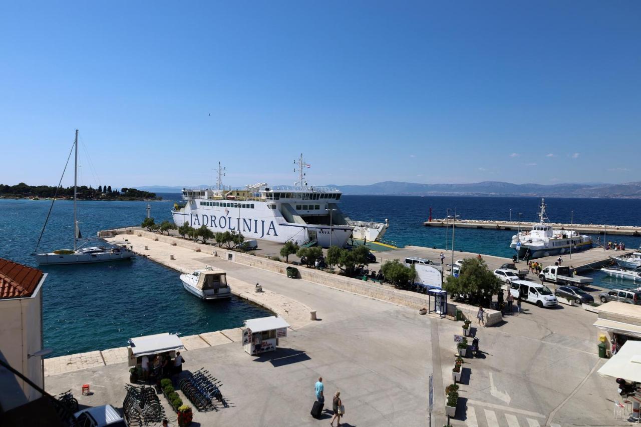 Apartman DAJANA Supetar Bagian luar foto